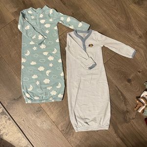 2 Carter’s sleeper gowns